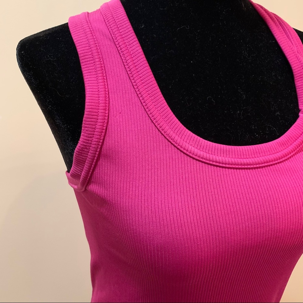 ⭐️2/$20⭐️ Nike Women’s Dri-FIT Ribbed Racerback, M - Picture 3 of 8